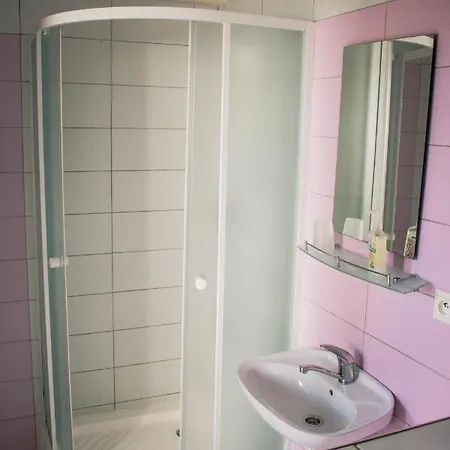 V Sukromi Samuel Myjava