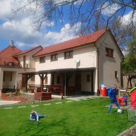 V Sukromi Samuel Gasthof Myjava