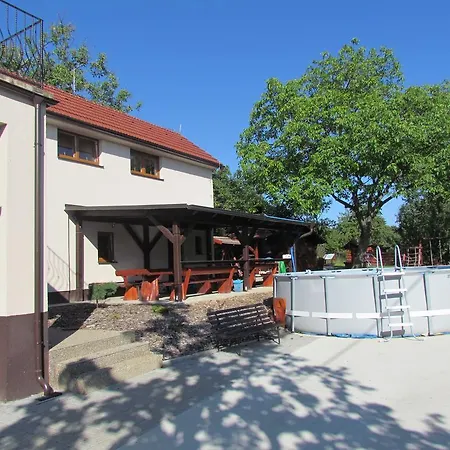 V Sukromi Samuel Myjava