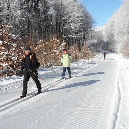 V Sukromi Samuel * Myjava