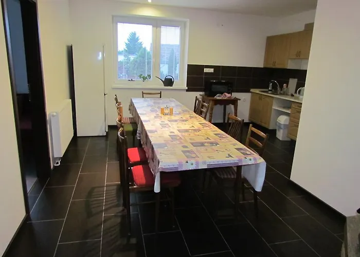 بيت ضيافة V Sukromi Samuel *