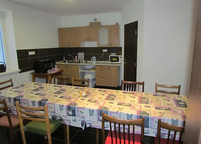 بيت ضيافة V Sukromi Samuel مييافا