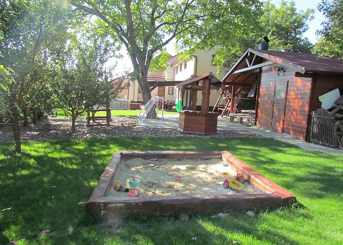 V Sukromi Samuel مييافا