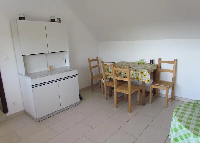 بيت ضيافة V Sukromi Samuel مييافا